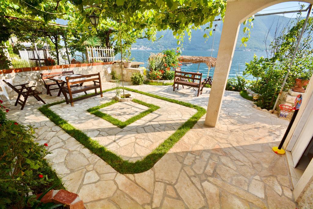 Apartments Krivokapic Perast Bilik gambar