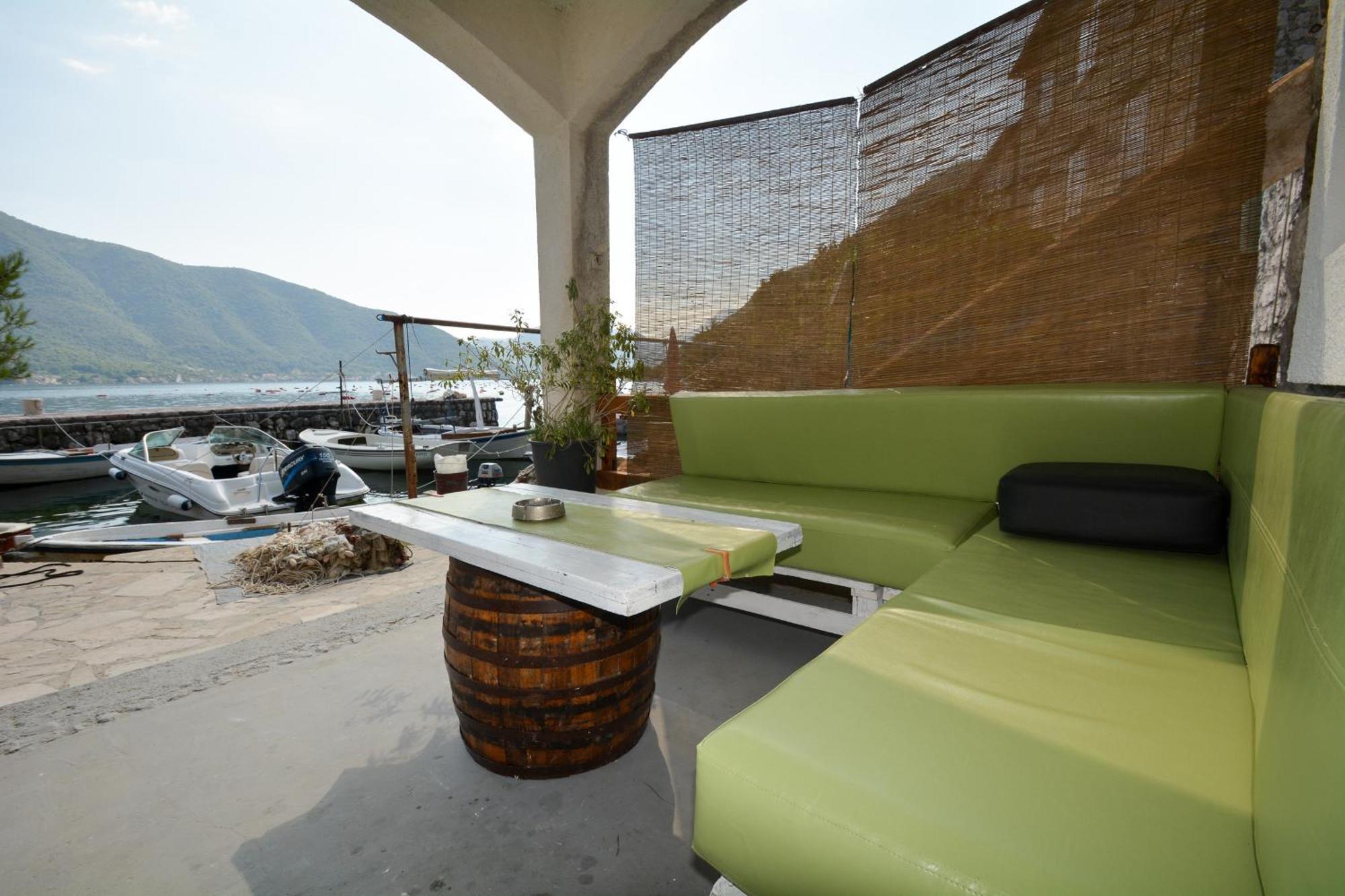 Apartments Krivokapic Perast Bilik gambar